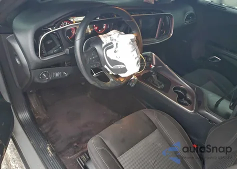 2017 Dodge Challenger R/T z USA, uszkodzony, nr VIN 2C3CDZBT0HH573165